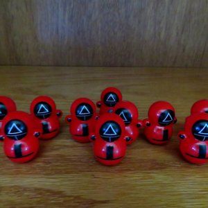 Squid Game Tumbler Triangel Gaurds